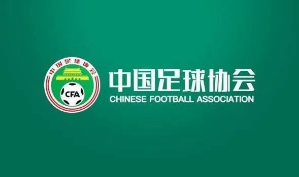 这种场面，这骆小子竟能从容不迫，不卑不亢。